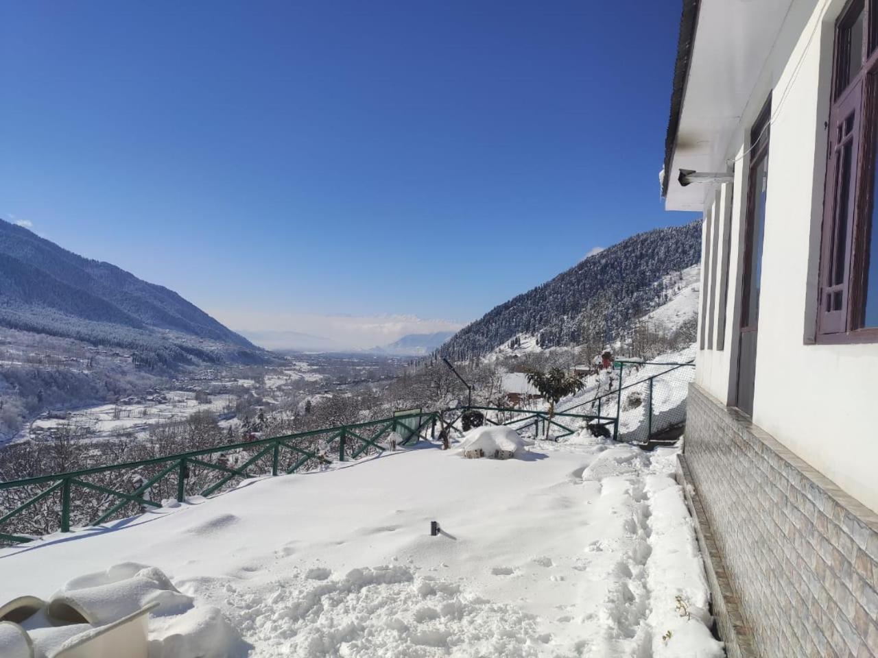 Cliff Cottage Pahalgam, Kashmir Batakut Luaran gambar