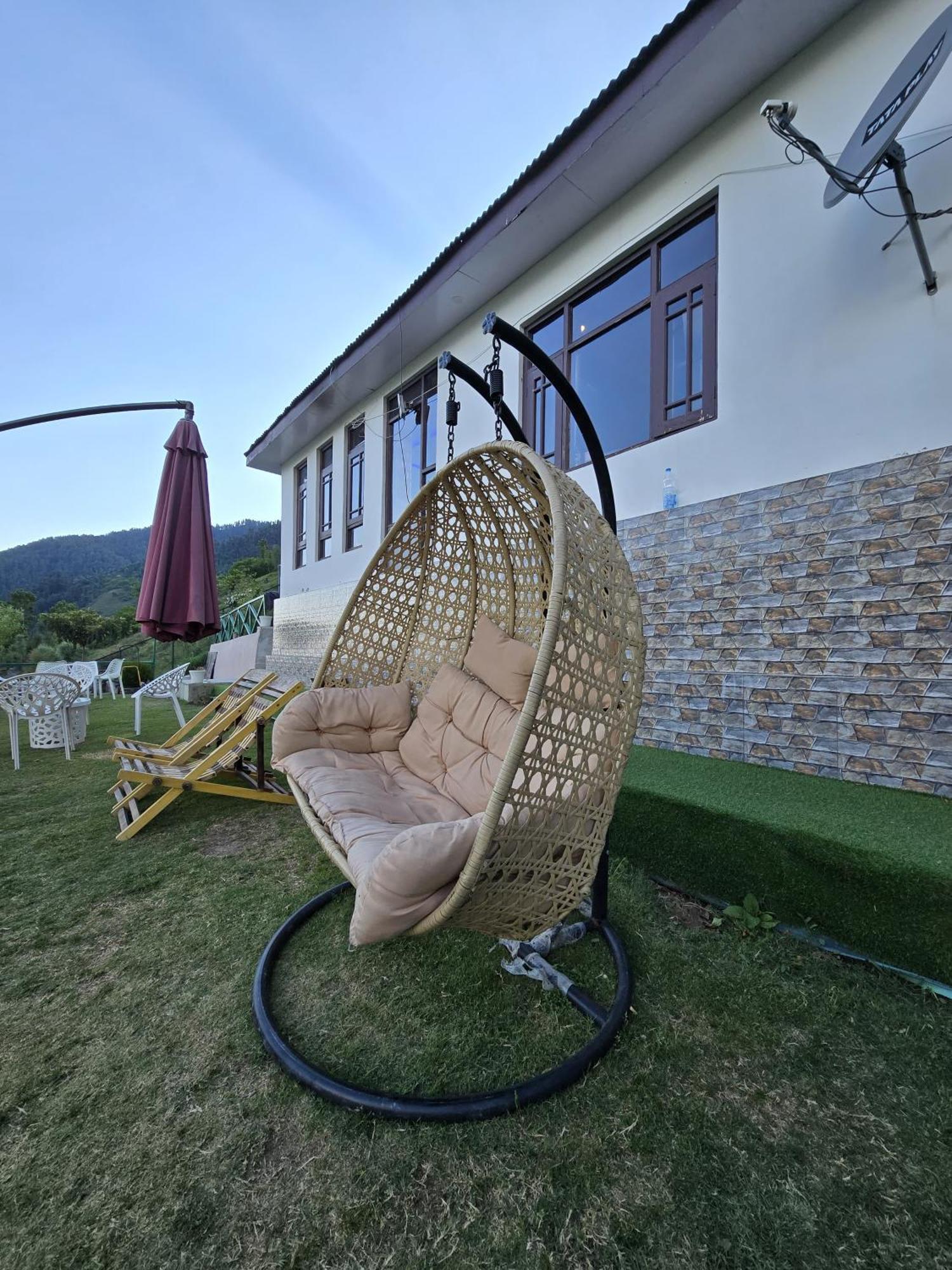 Cliff Cottage Pahalgam, Kashmir Batakut Luaran gambar